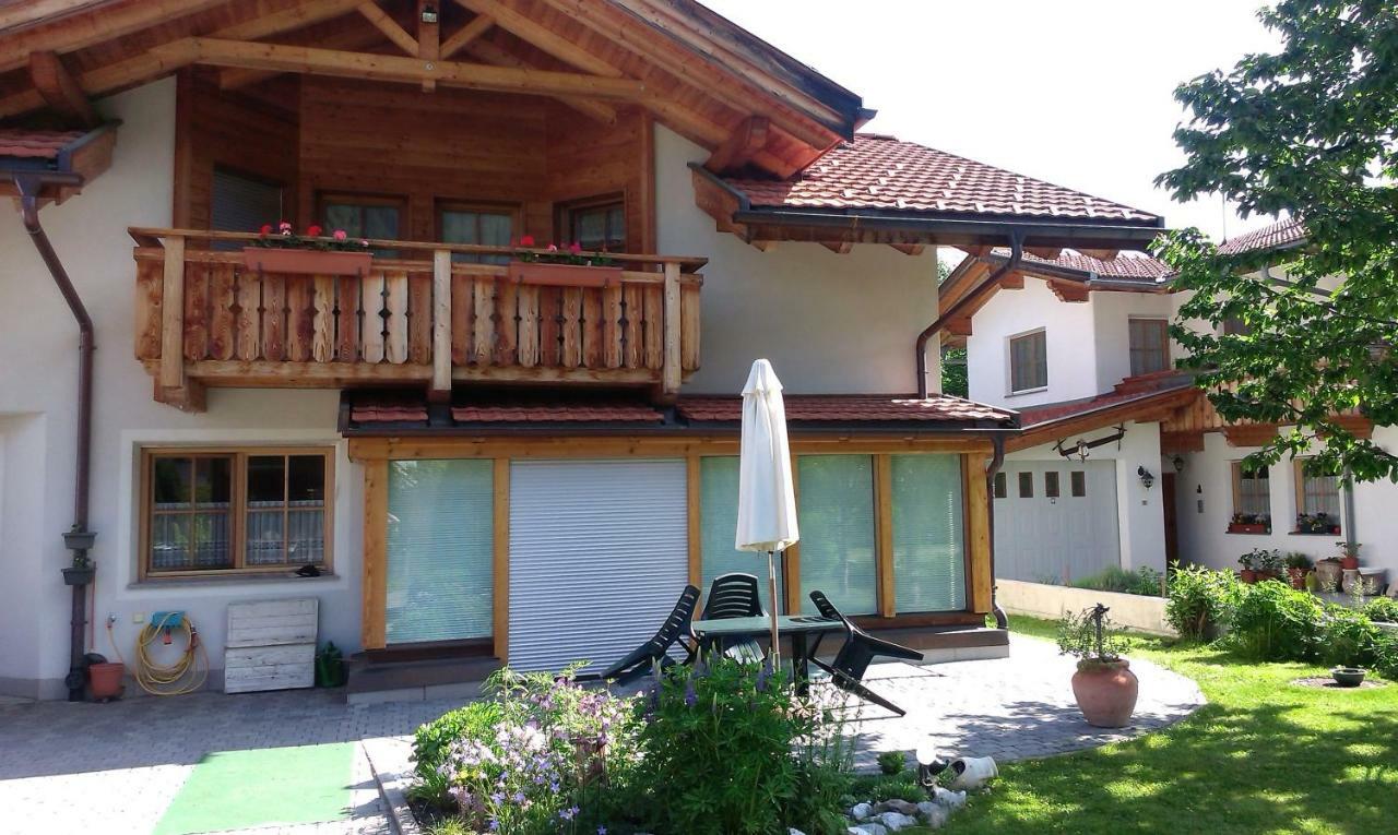 Bina' S House Apartment Силиан Екстериор снимка